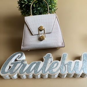 Belge purse
New 
Unbranded 
Very fashionable